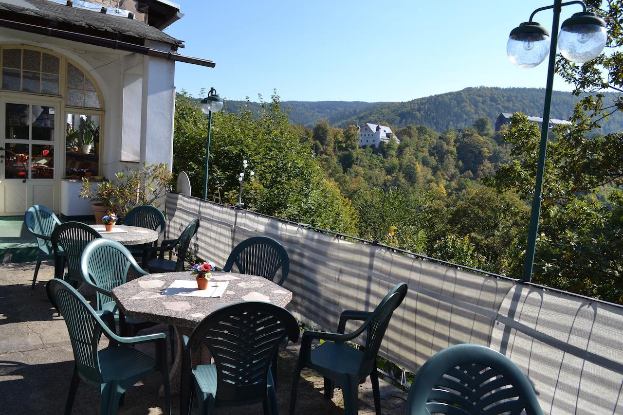 Hotel Weisser Hirsch Schwarzburg Exterior foto